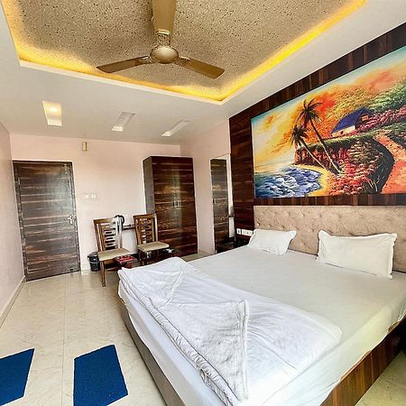 Shree Ganesh Hotel Puri Zewnętrze zdjęcie