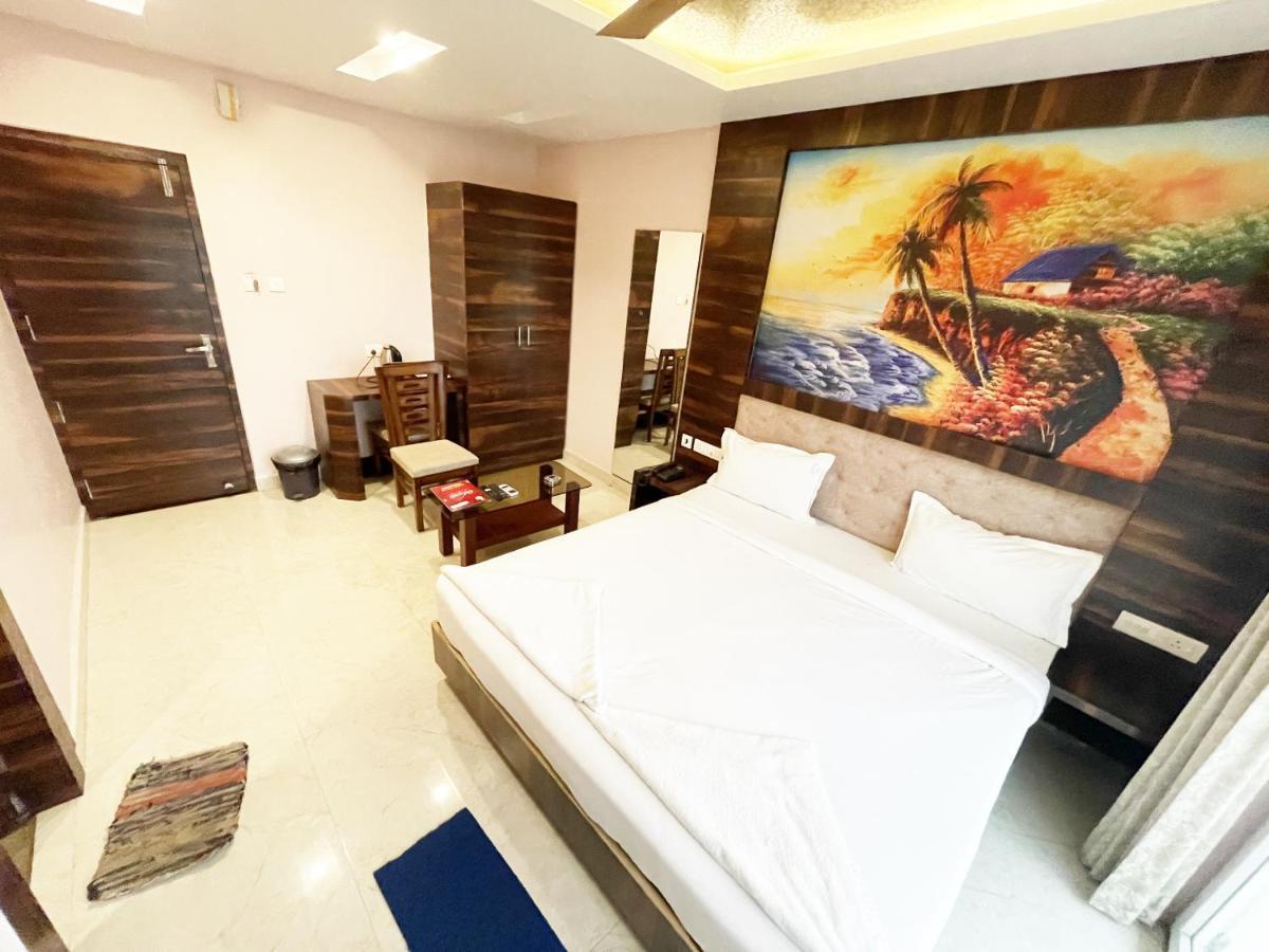 Shree Ganesh Hotel Puri Zewnętrze zdjęcie