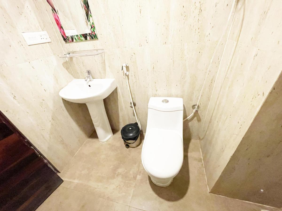 Shree Ganesh Hotel Puri Zewnętrze zdjęcie