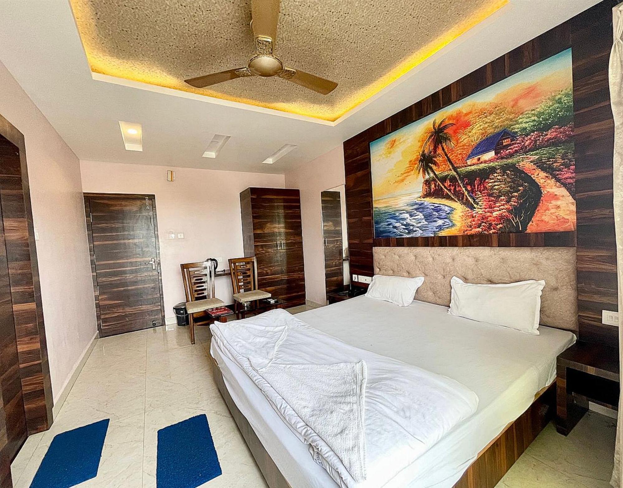 Shree Ganesh Hotel Puri Zewnętrze zdjęcie