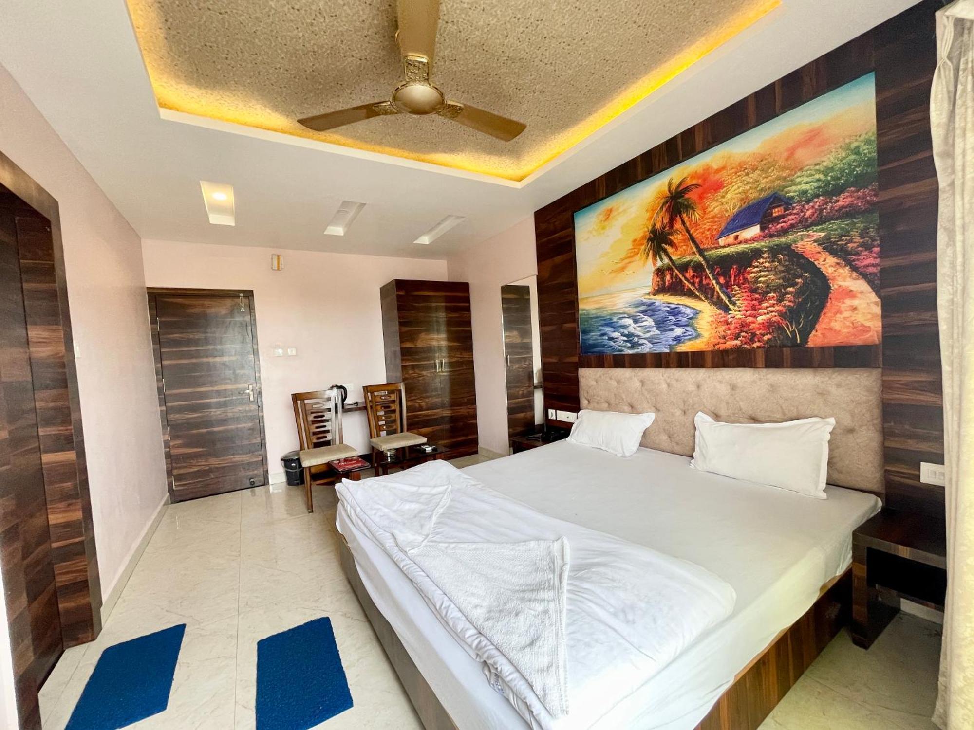 Shree Ganesh Hotel Puri Zewnętrze zdjęcie
